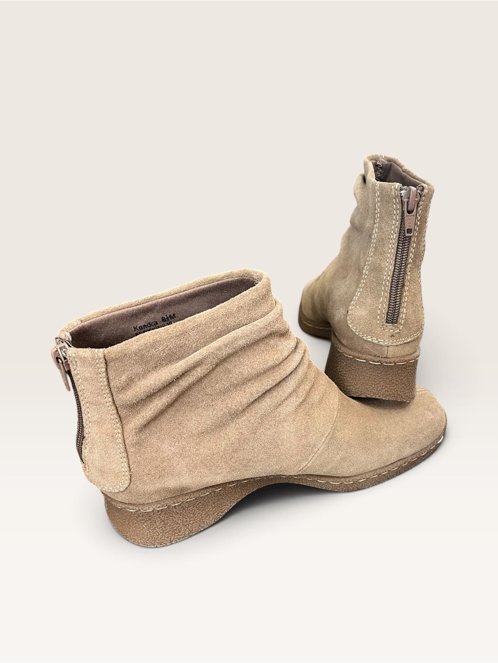 Bare Traps Ankle Booties in Taupe Suede 8.5